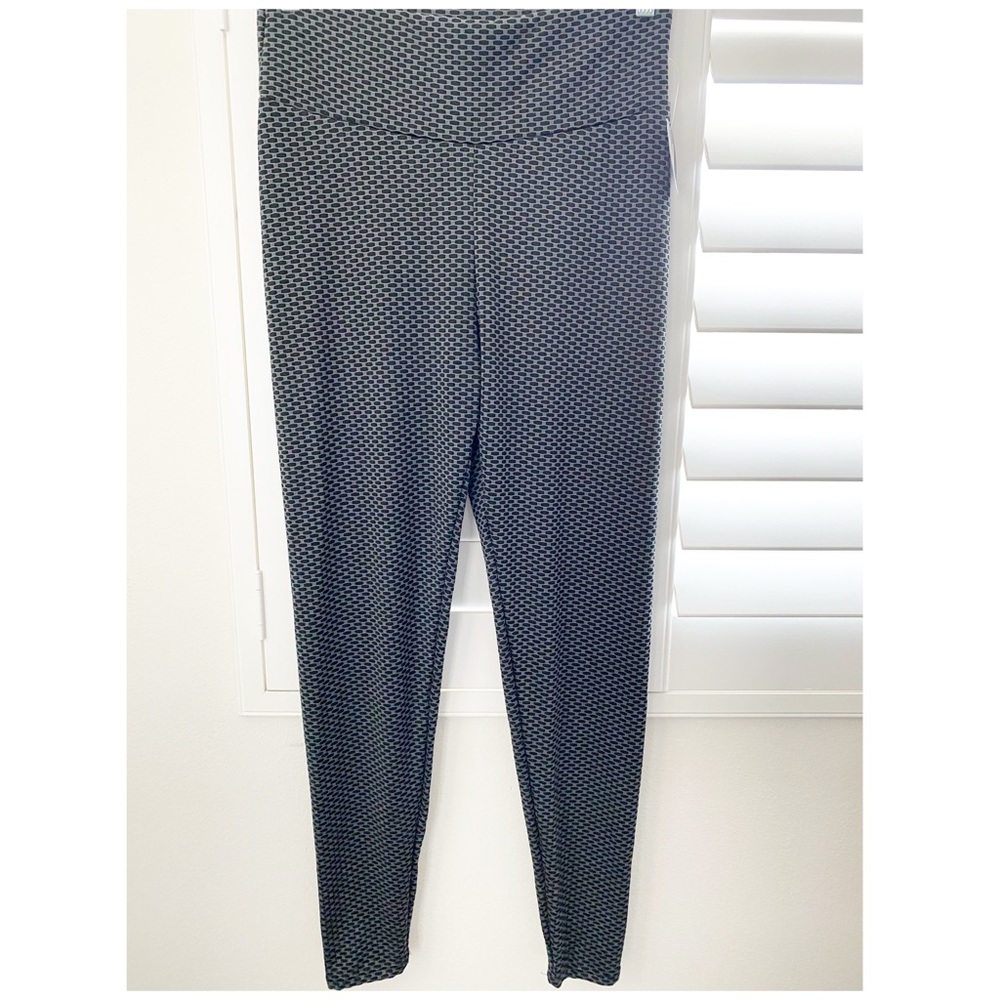 New Look Sport Gray Honeycomb Textured Scrunch Butt Leggings Womens 1XL NWT